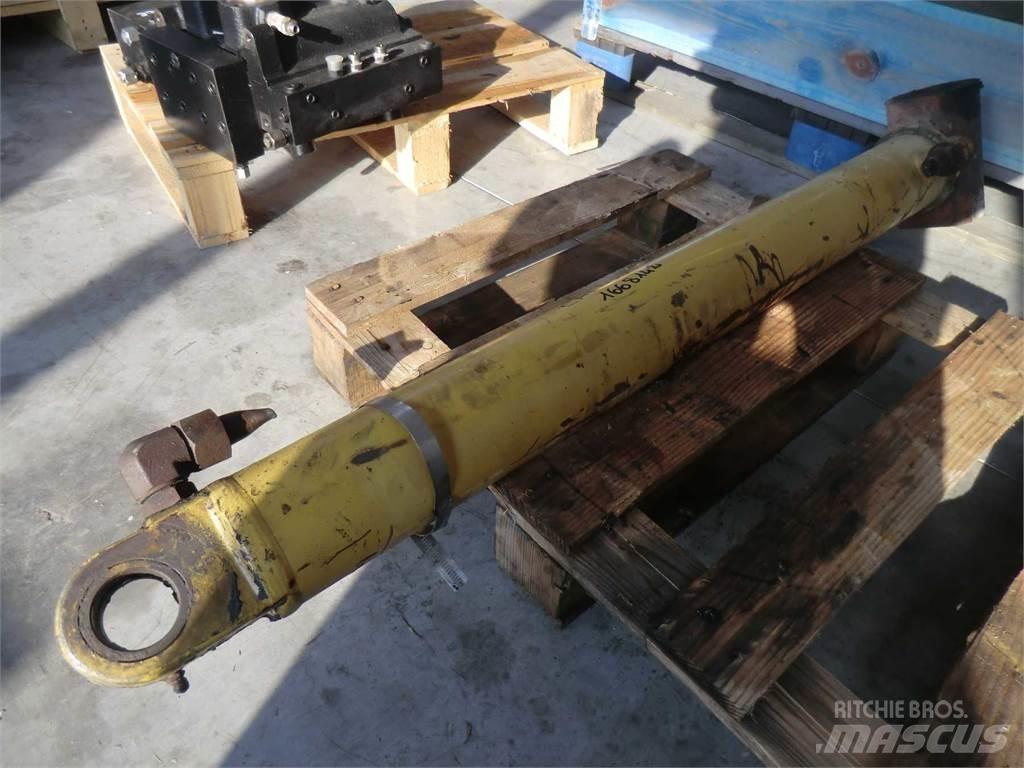 CAT 438C 其他