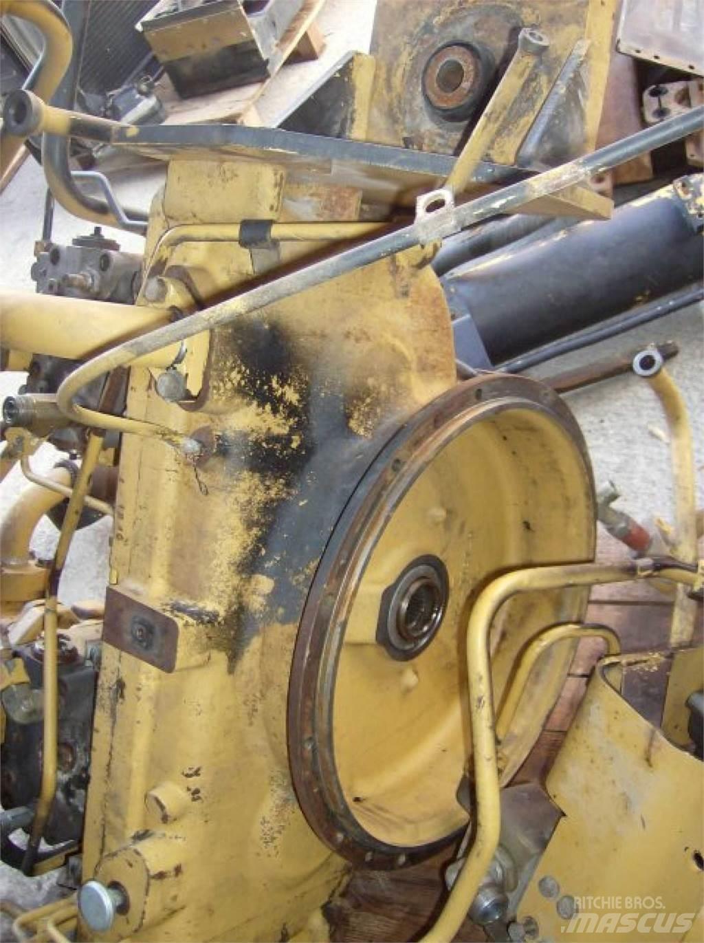 CAT 5080 履帶、鏈條和車盤