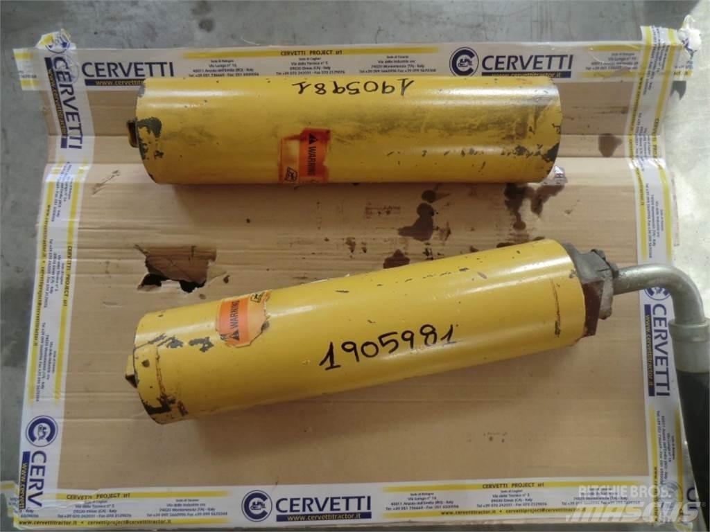 CAT 735 其他