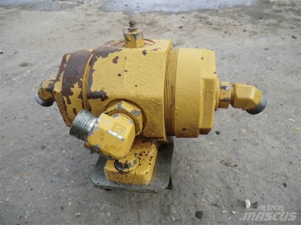 CAT 735 其他
