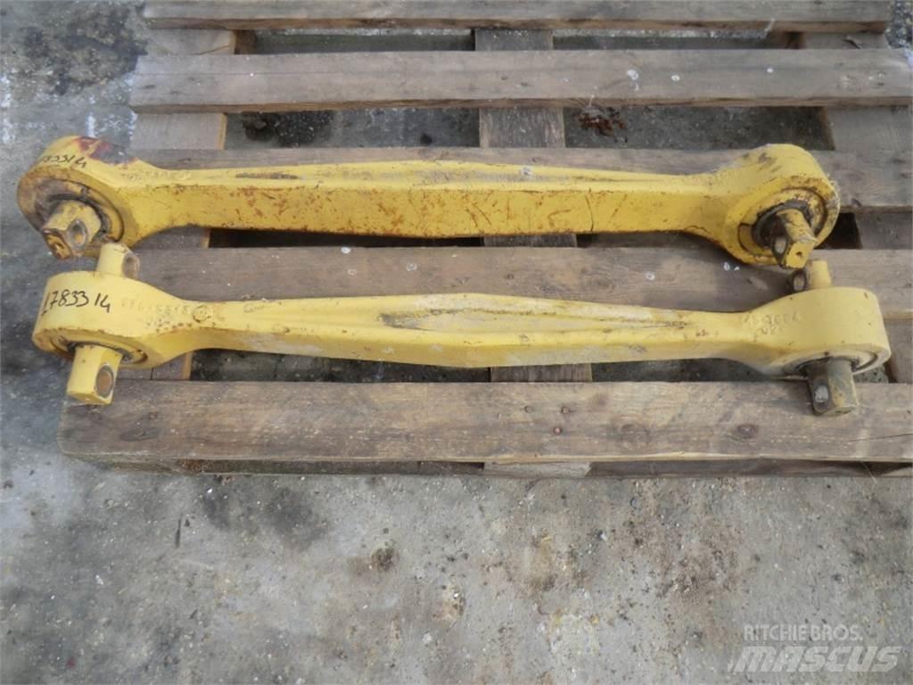 CAT 735 履帶、鏈條和車盤