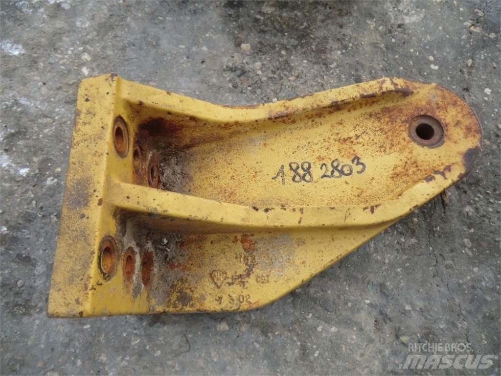 CAT 735 底盤和懸架