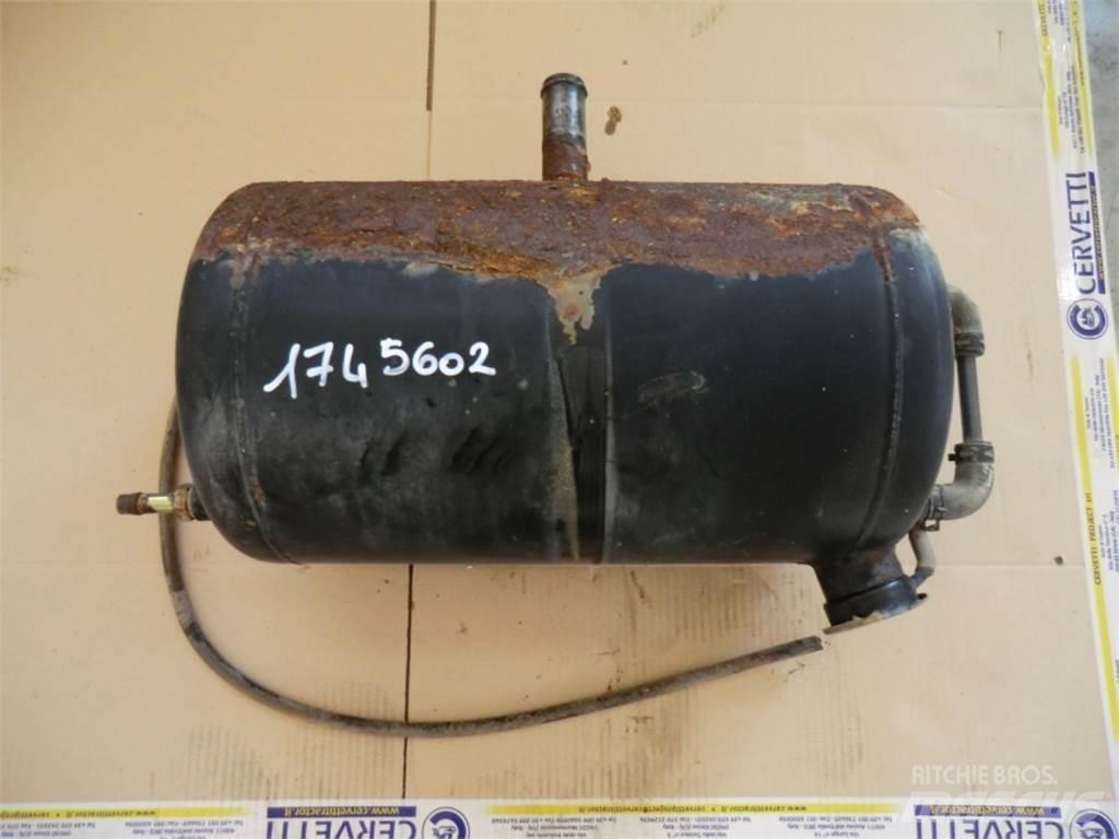 CAT 735 其他