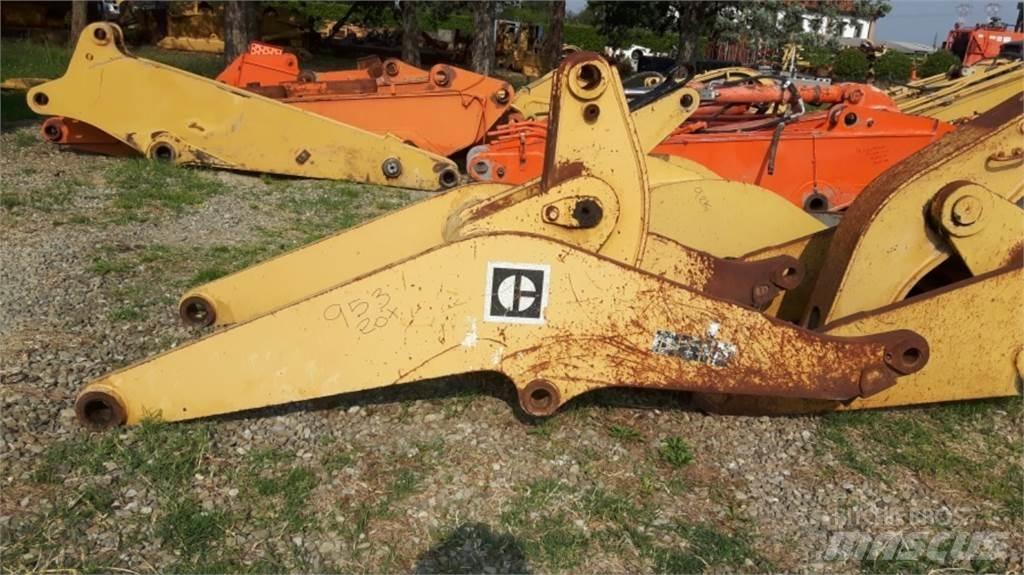 CAT 953 底盤和懸架