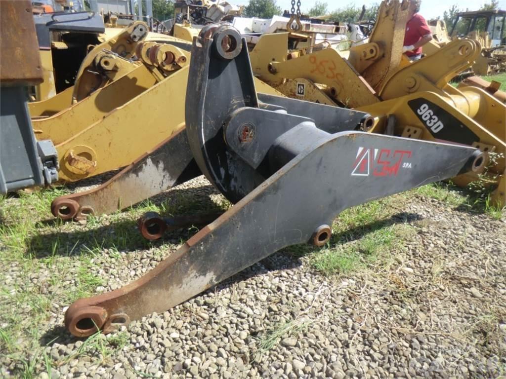CAT 953C 底盤和懸架
