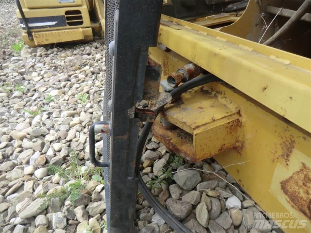 CAT 962H 底盤和懸架