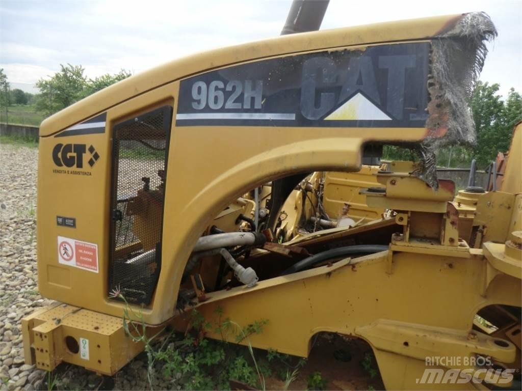 CAT 962H 底盤和懸架