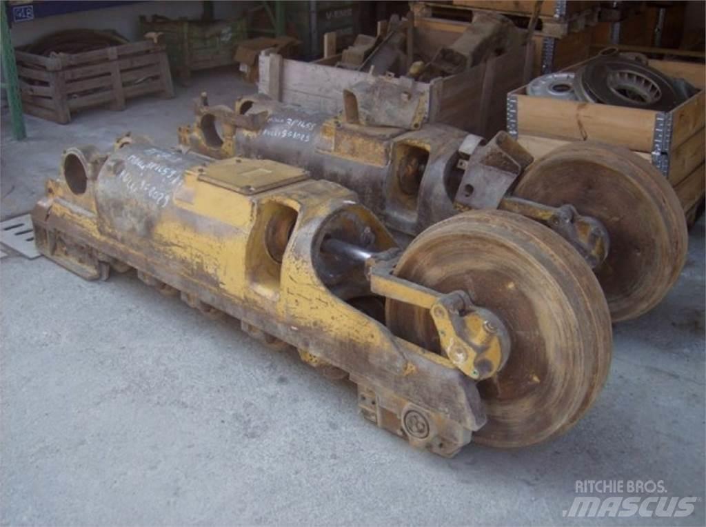 CAT 963 履帶、鏈條和車盤