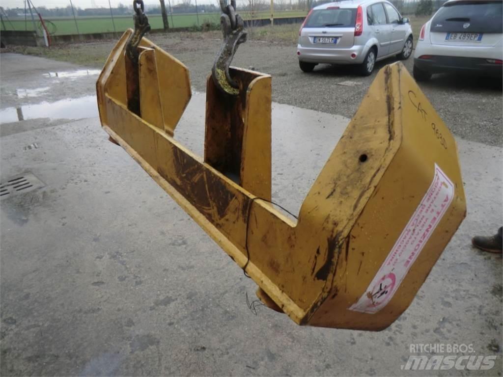 CAT 963D 底盤和懸架