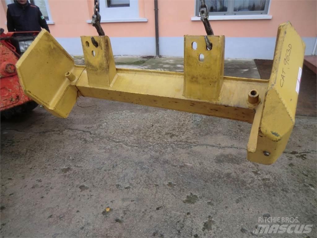 CAT 963D 底盤和懸架