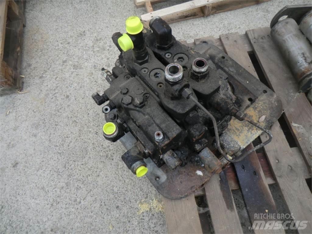 CAT 963D 其他