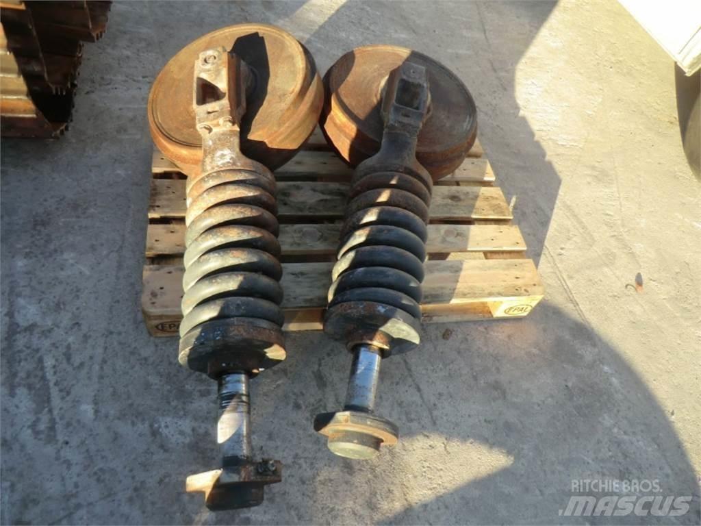 CAT 988F 底盤和懸架