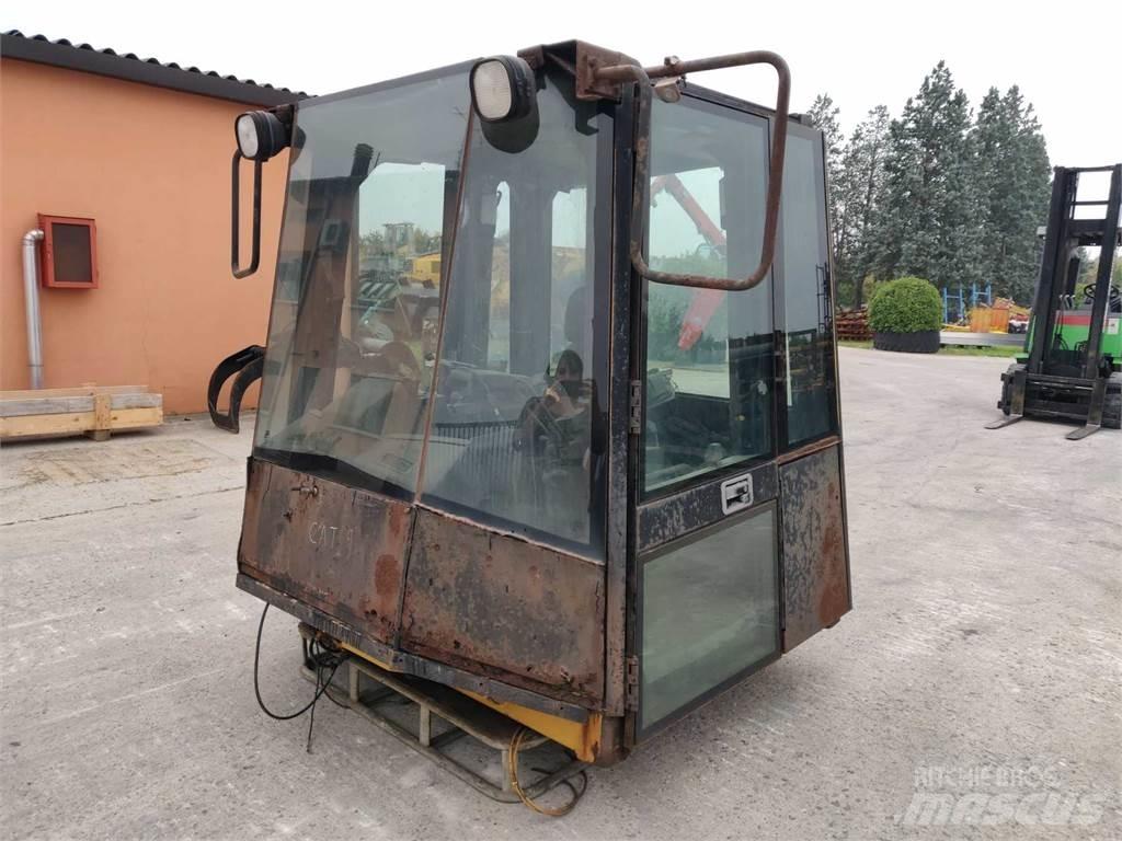 CAT 988G 底盤和懸架