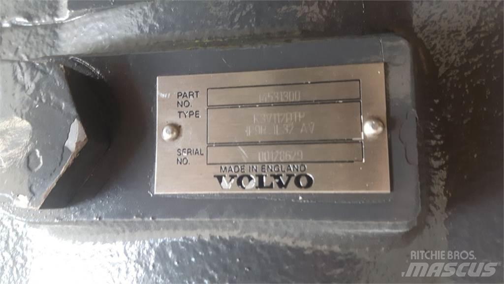 CAT 988H 底盤和懸架