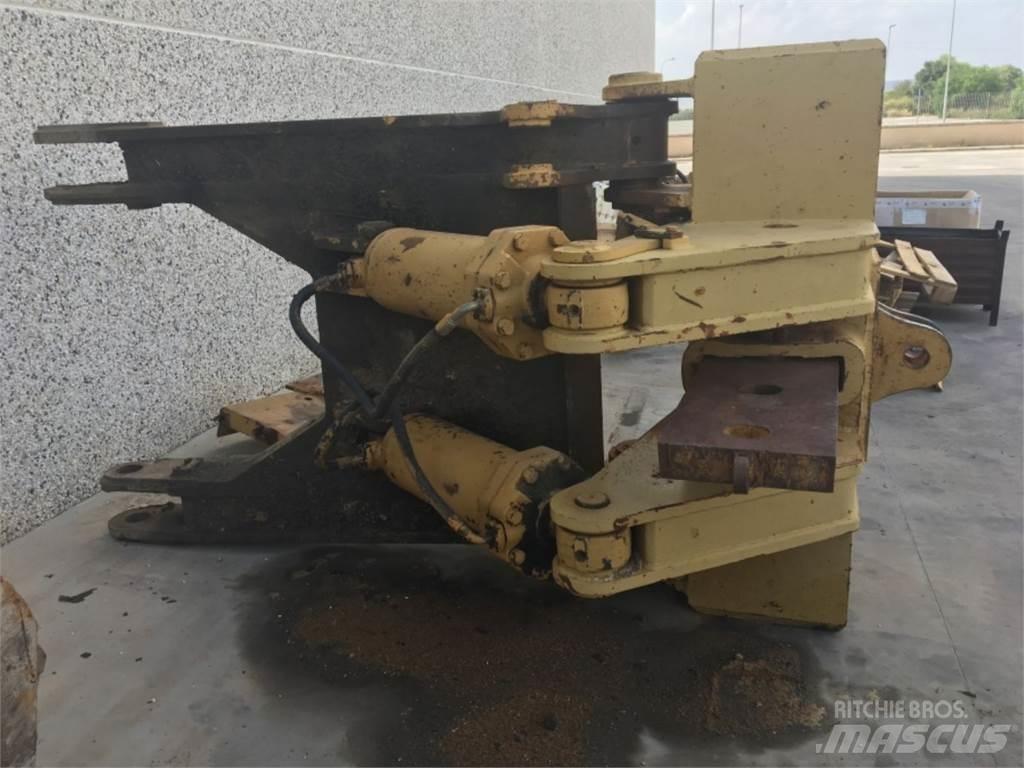 CAT  D8L 其他