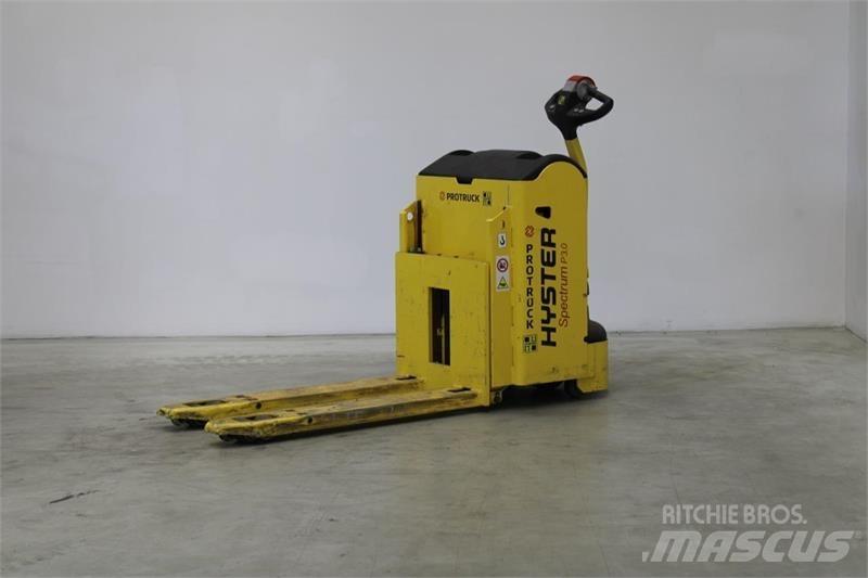 Hyster P3.0 低架升降機