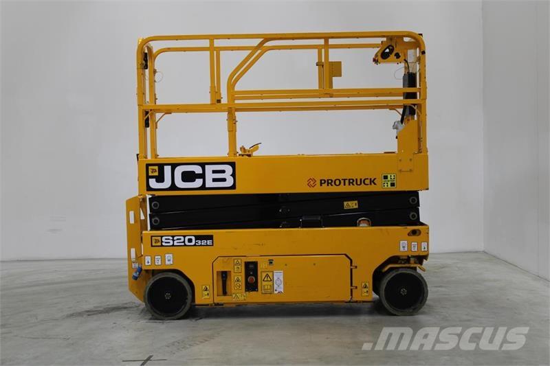 JCB S2032E 剪式升降機