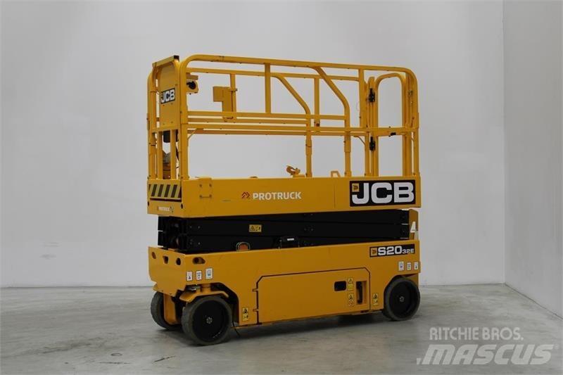 JCB S2032E 剪式升降機