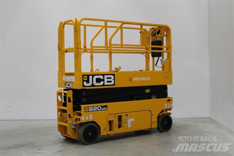 JCB S2032E 剪式升降機