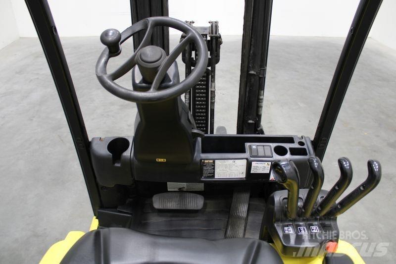 Yale ERP16VF 電動堆高機