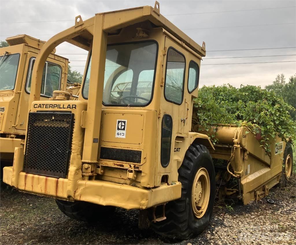 CAT 613 刮土機