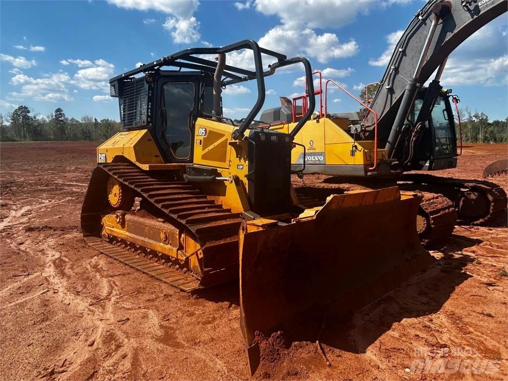 CAT D5 履帶推土機