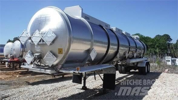 Polar SRX7 罐體半拖車