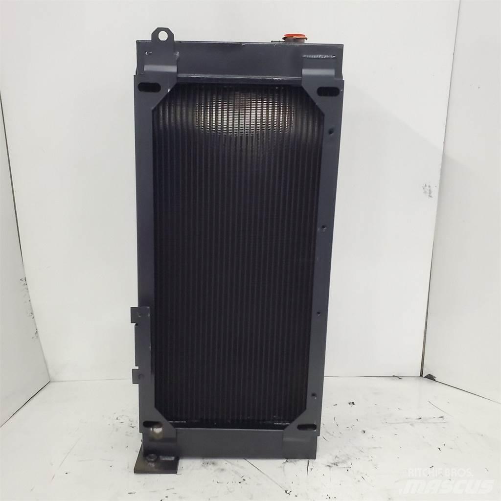 CAT 320B 散熱器/水箱