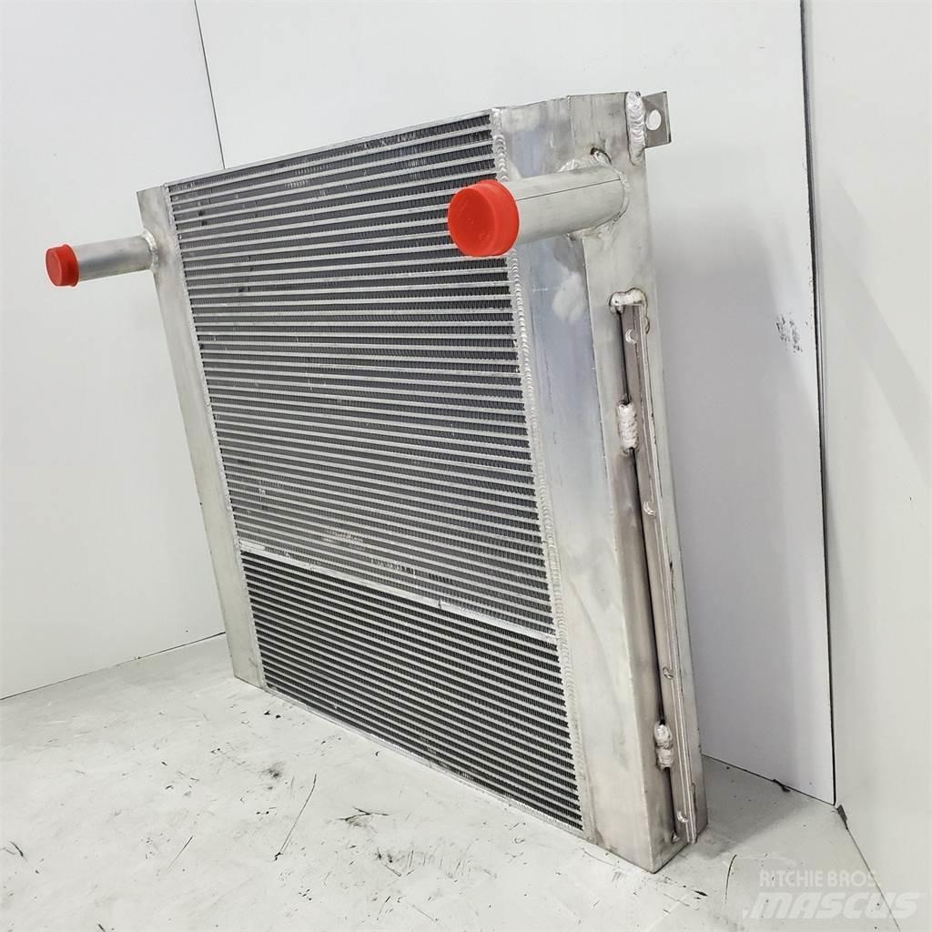 CAT 330C 散熱器/水箱