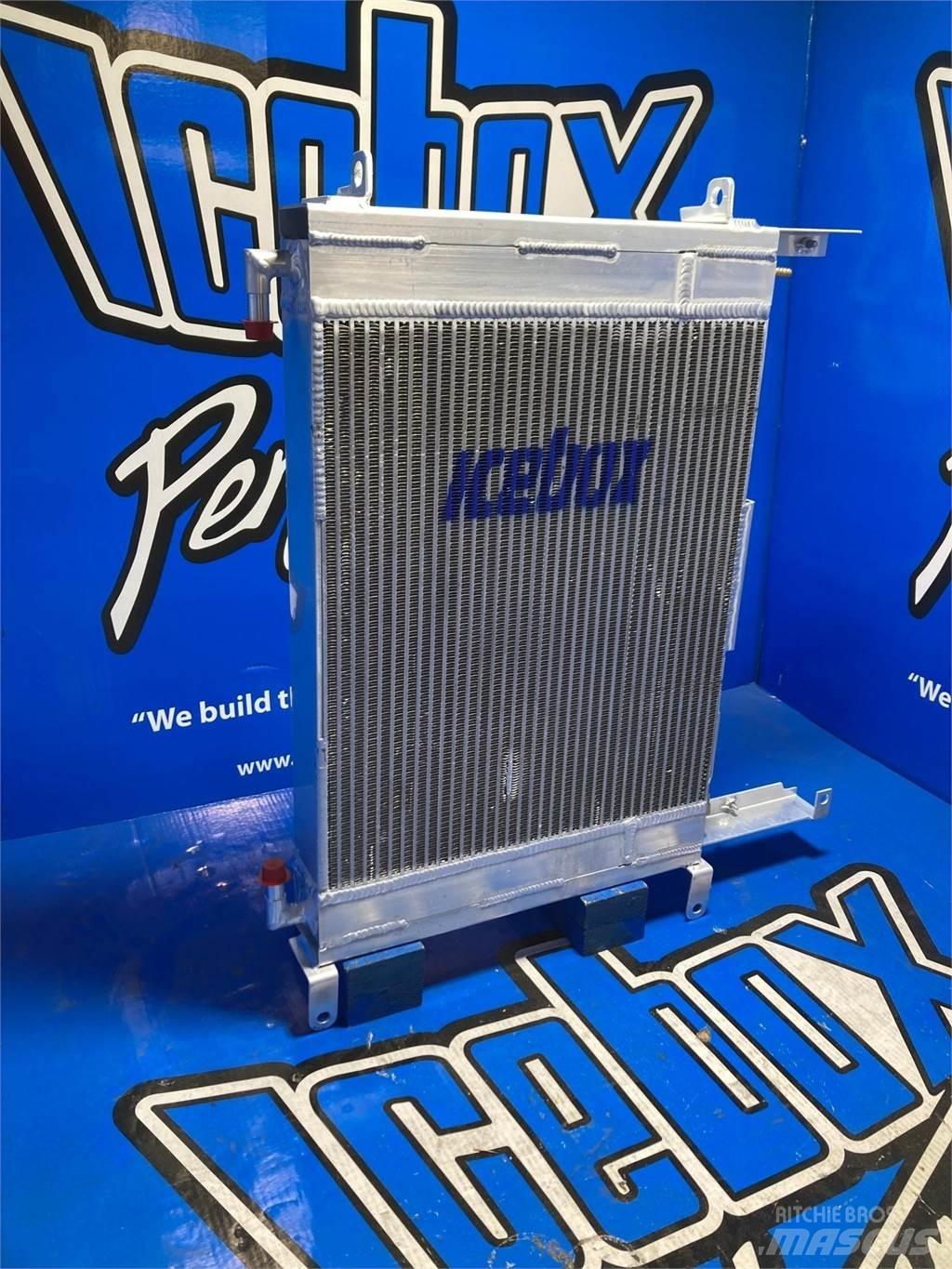 CAT 450E 散熱器/水箱