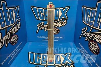 CAT 826C 散熱器/水箱