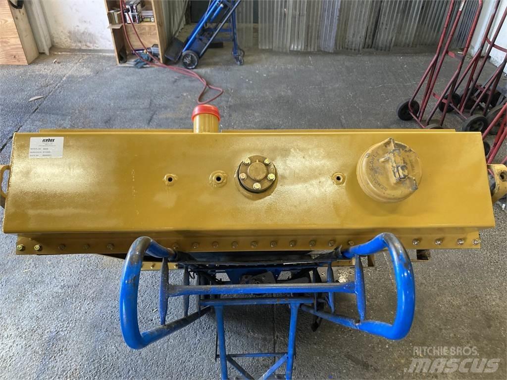 CAT 980C 散熱器/水箱