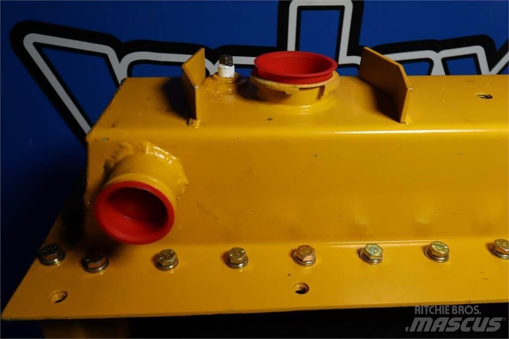 CAT D4H 散熱器/水箱