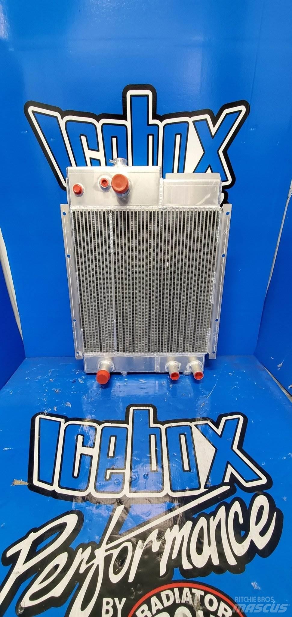 CAT D5 散熱器/水箱