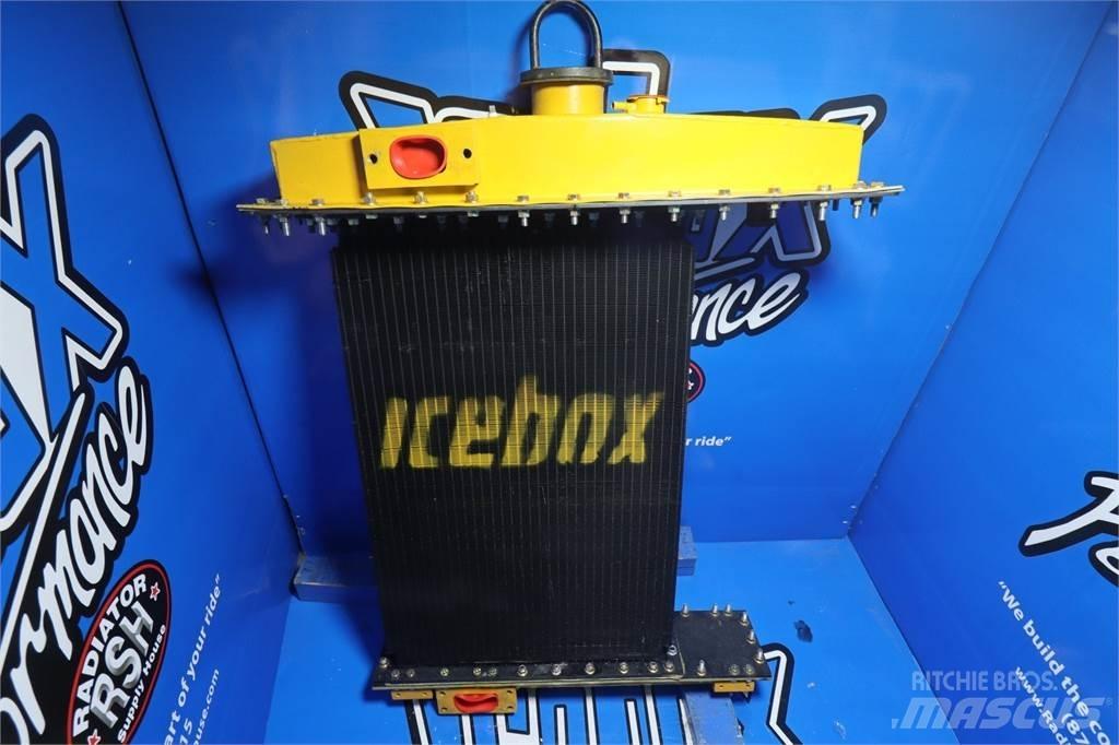 CAT D5B 散熱器/水箱