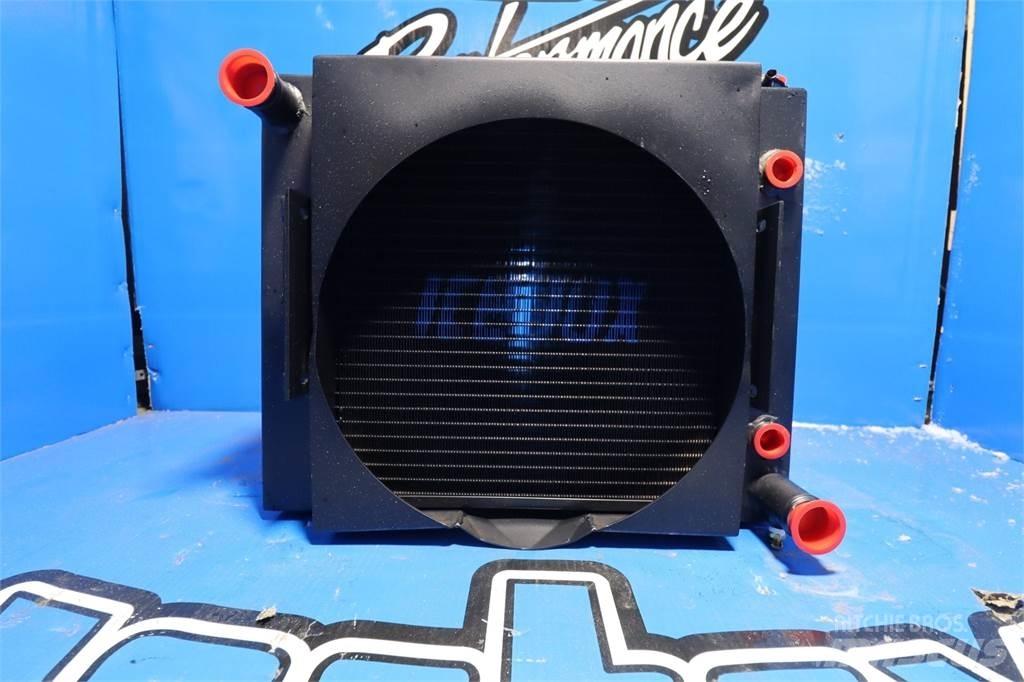 CAT V45C 散熱器/水箱
