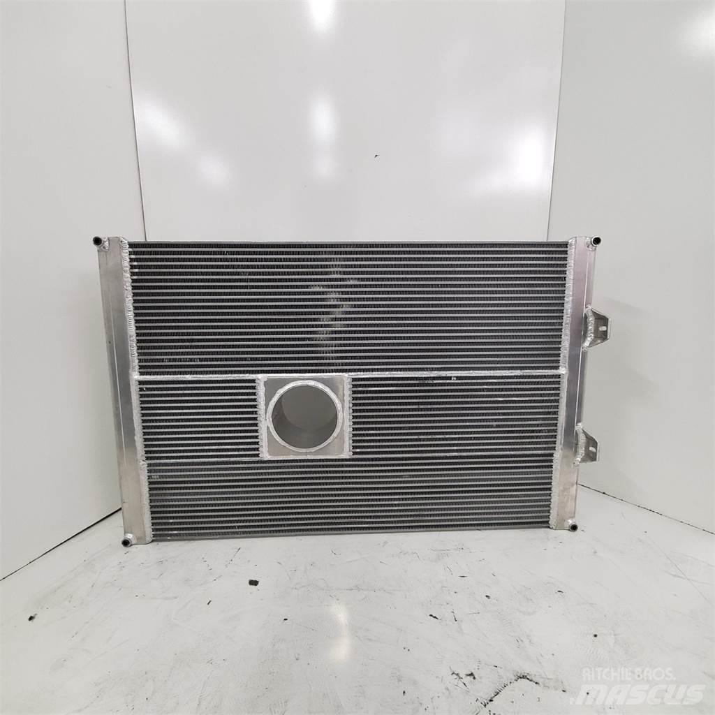 Mack MR 散熱器/水箱