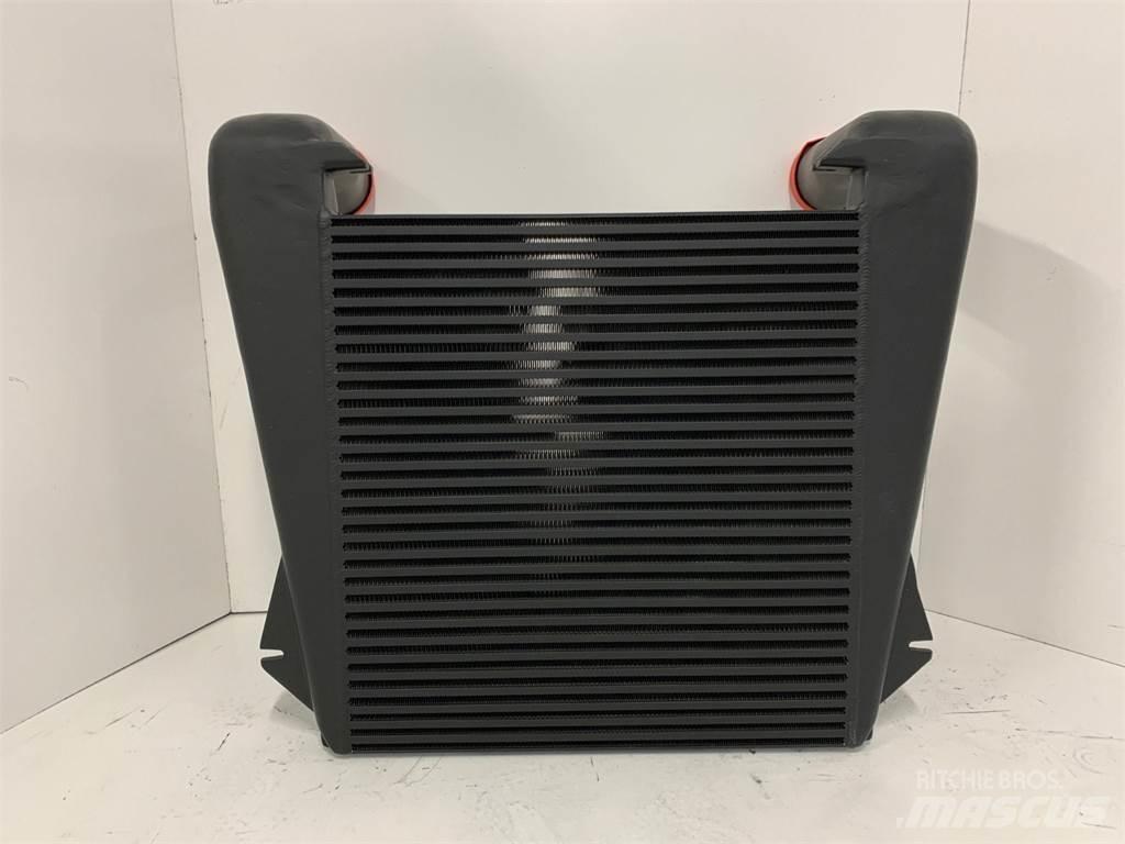 Peterbilt  散熱器/水箱