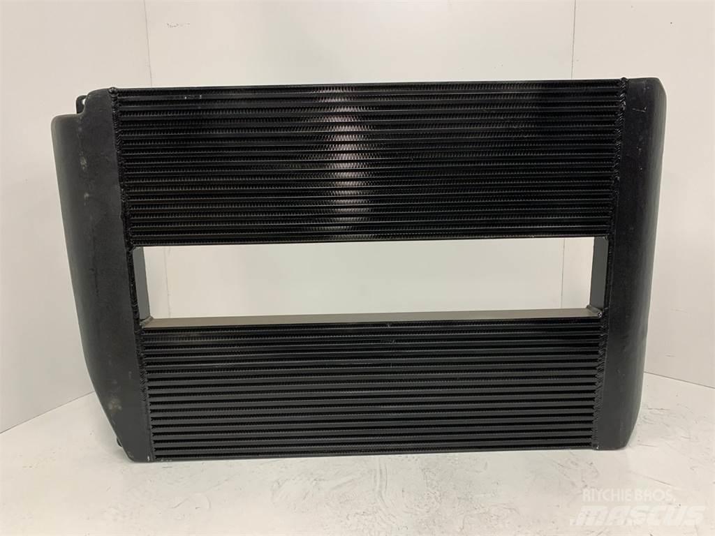 Peterbilt  散熱器/水箱
