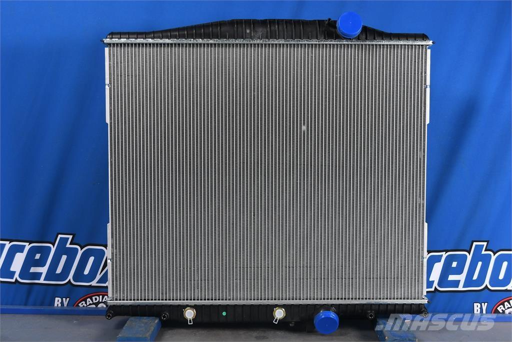 Volvo  散熱器/水箱