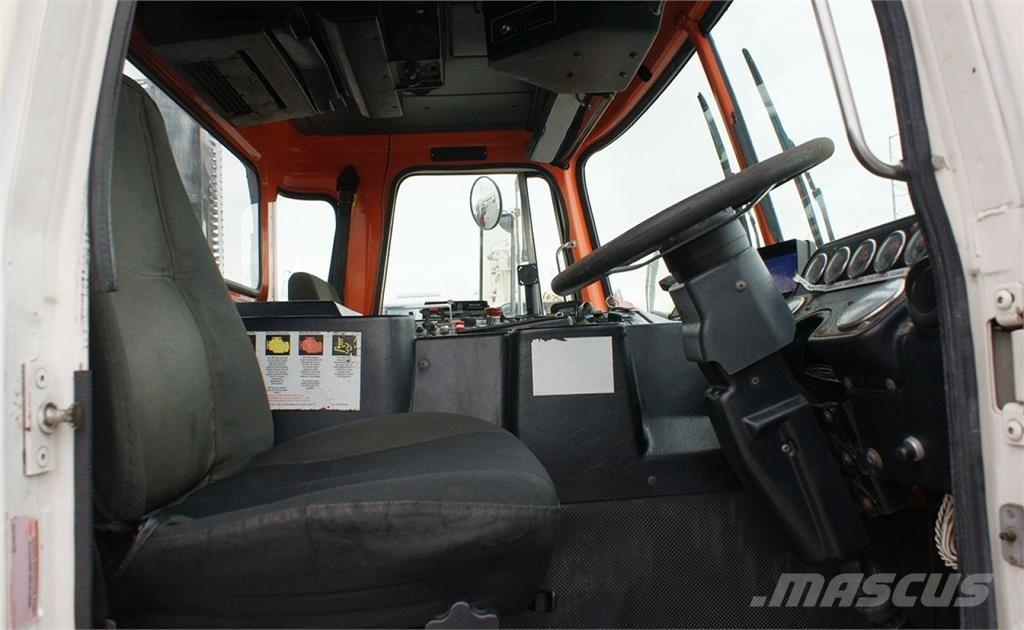 Autocar ACX64 垃圾車