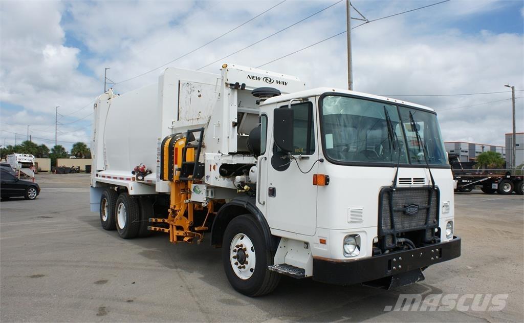 Autocar ACX64 垃圾車