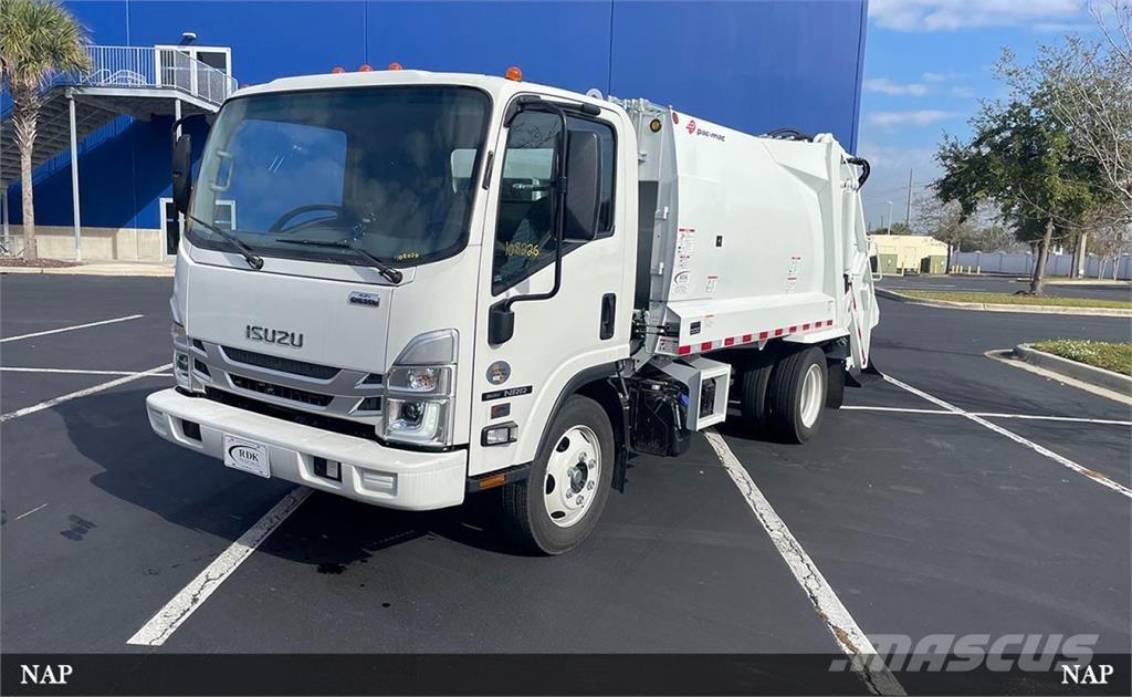 Isuzu NRR 垃圾車