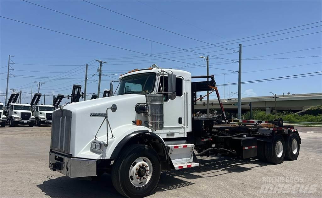 Kenworth T800 起重可拆卸式卡車