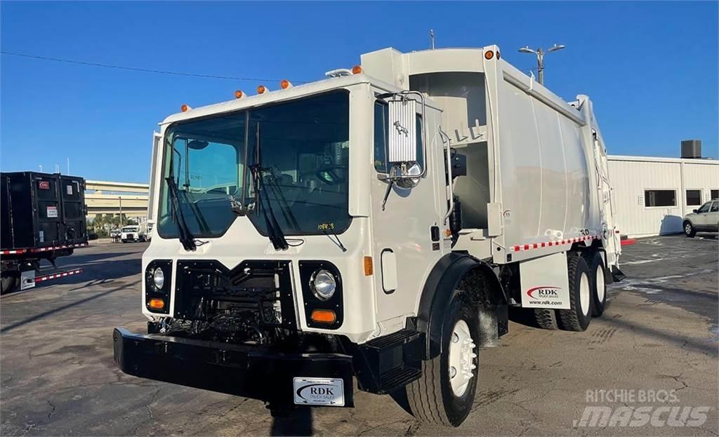 Mack MRU613 垃圾車