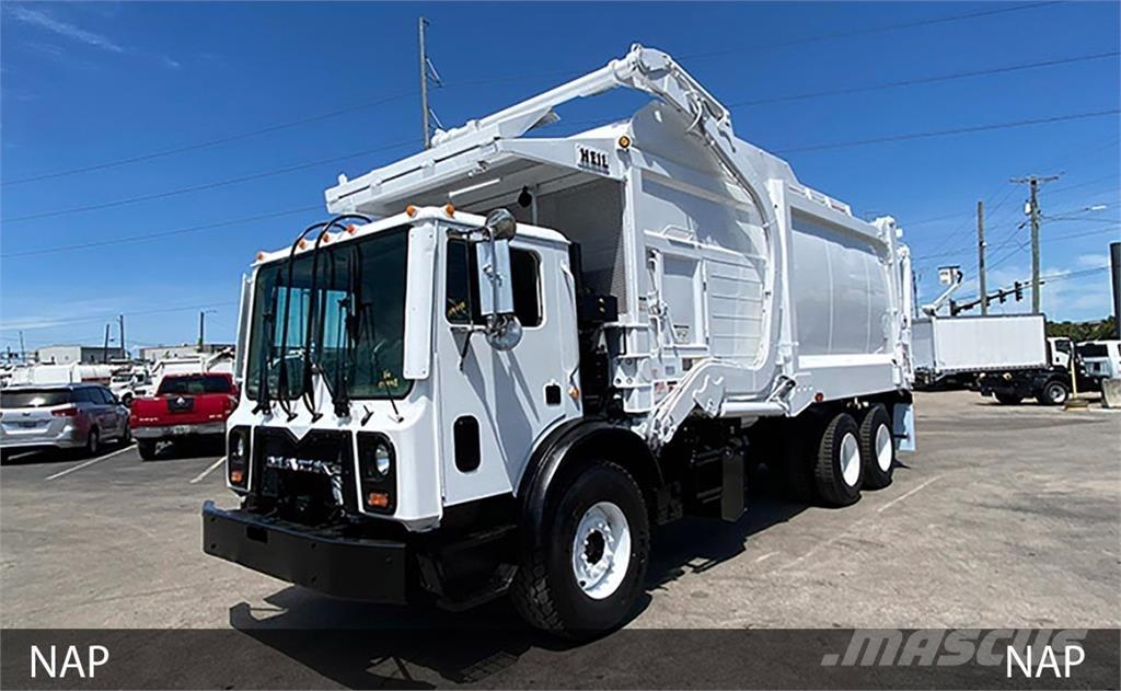 Mack MRU613 垃圾車