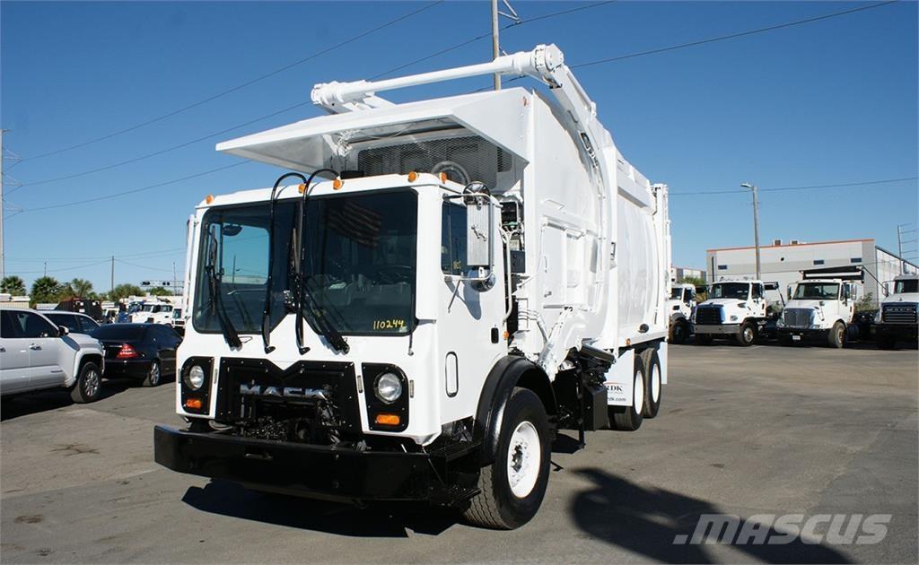 Mack MRU613 垃圾車