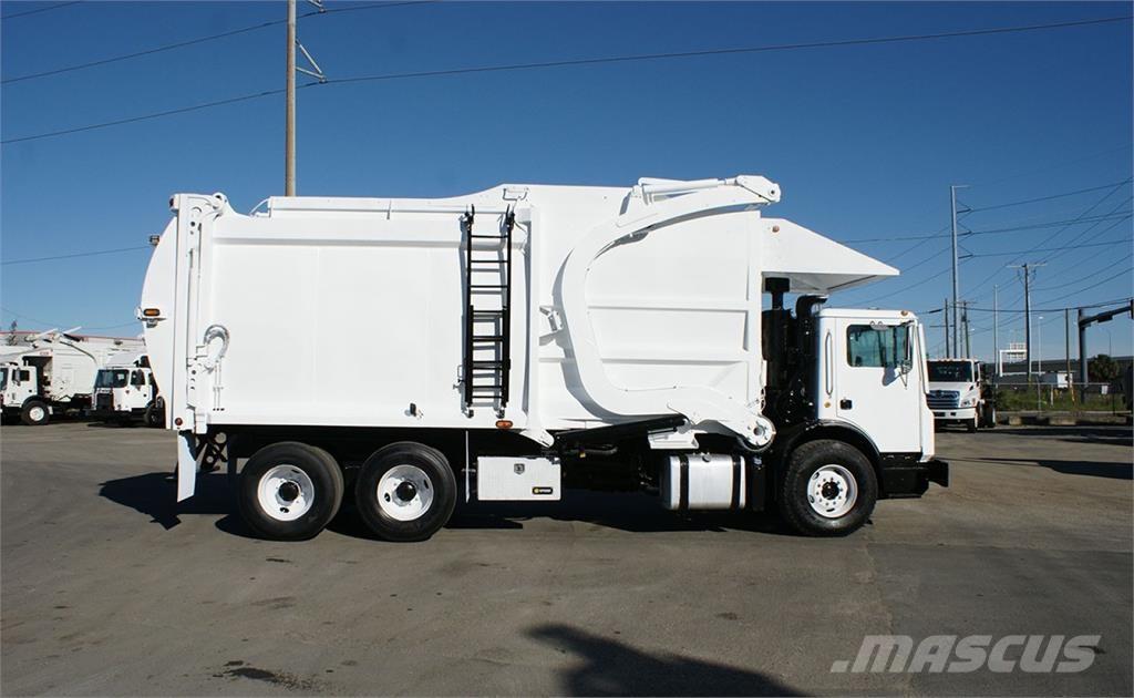Mack MRU613 垃圾車