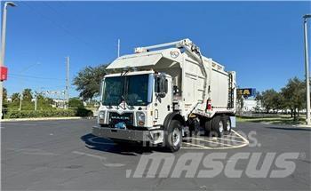 Mack TE64 垃圾車