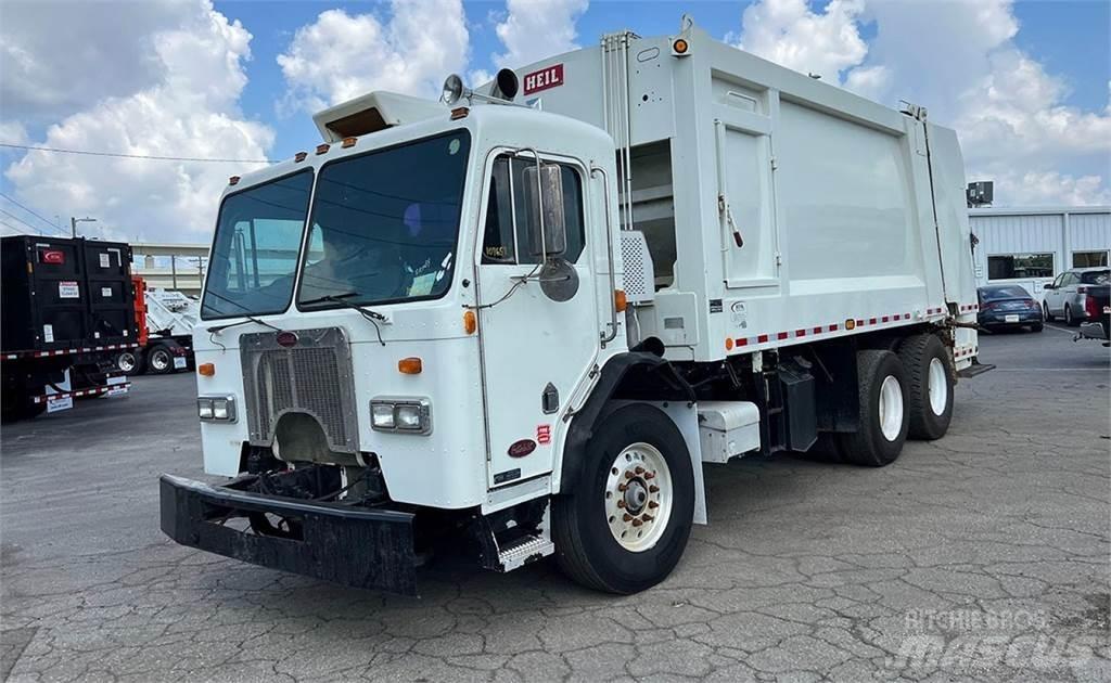 Peterbilt 320 垃圾車